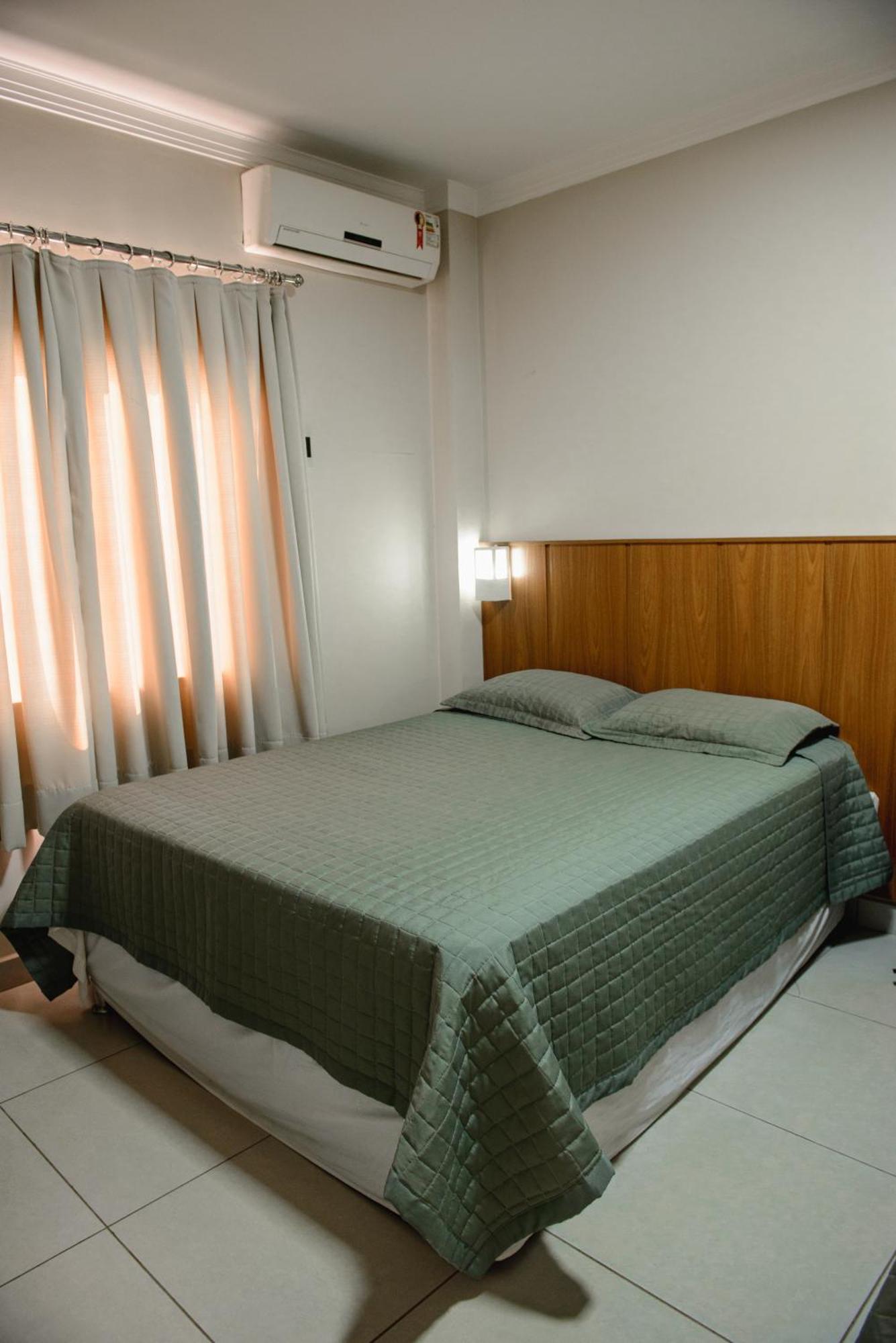 Hotel Trevo Cascavel Esterno foto