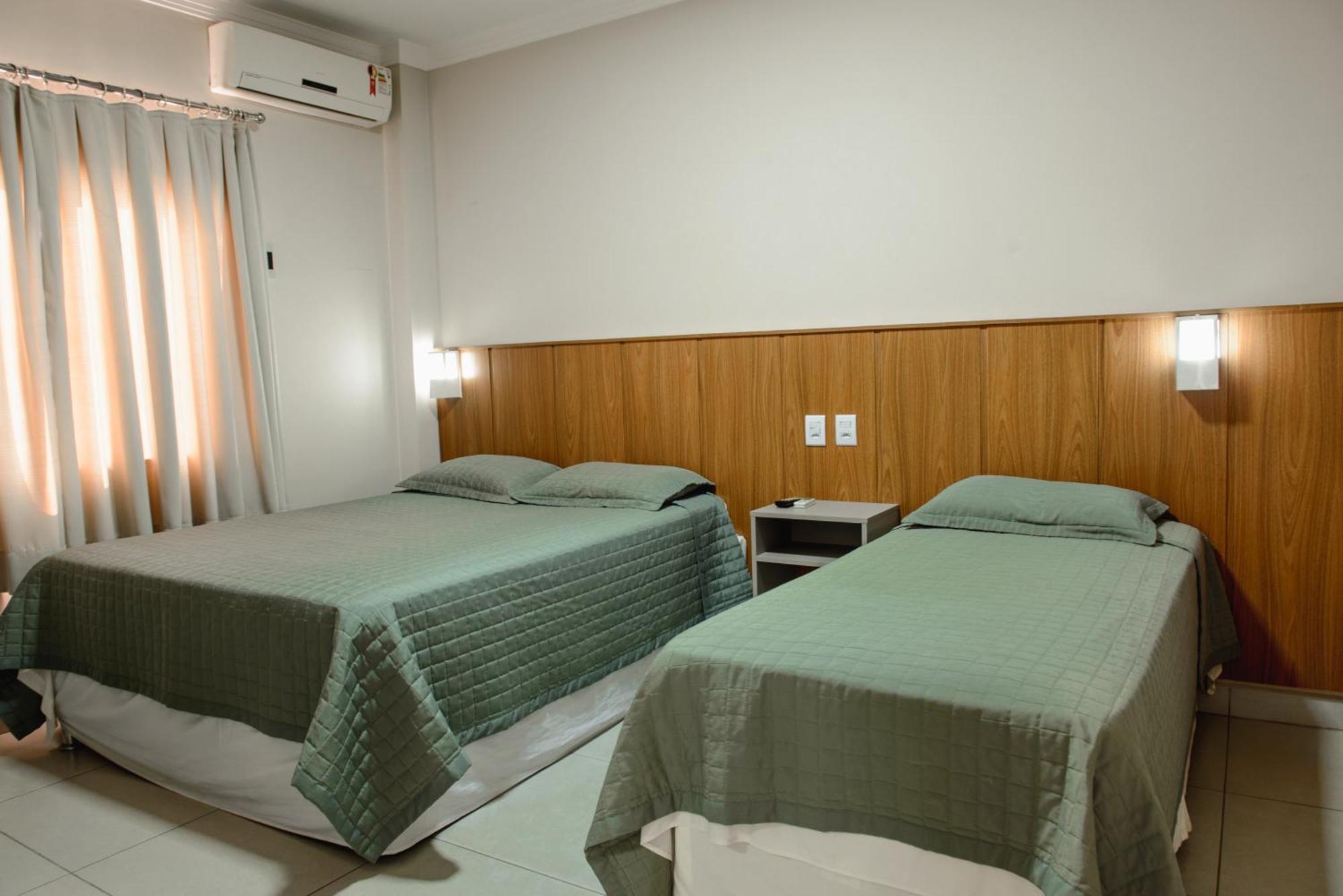 Hotel Trevo Cascavel Esterno foto