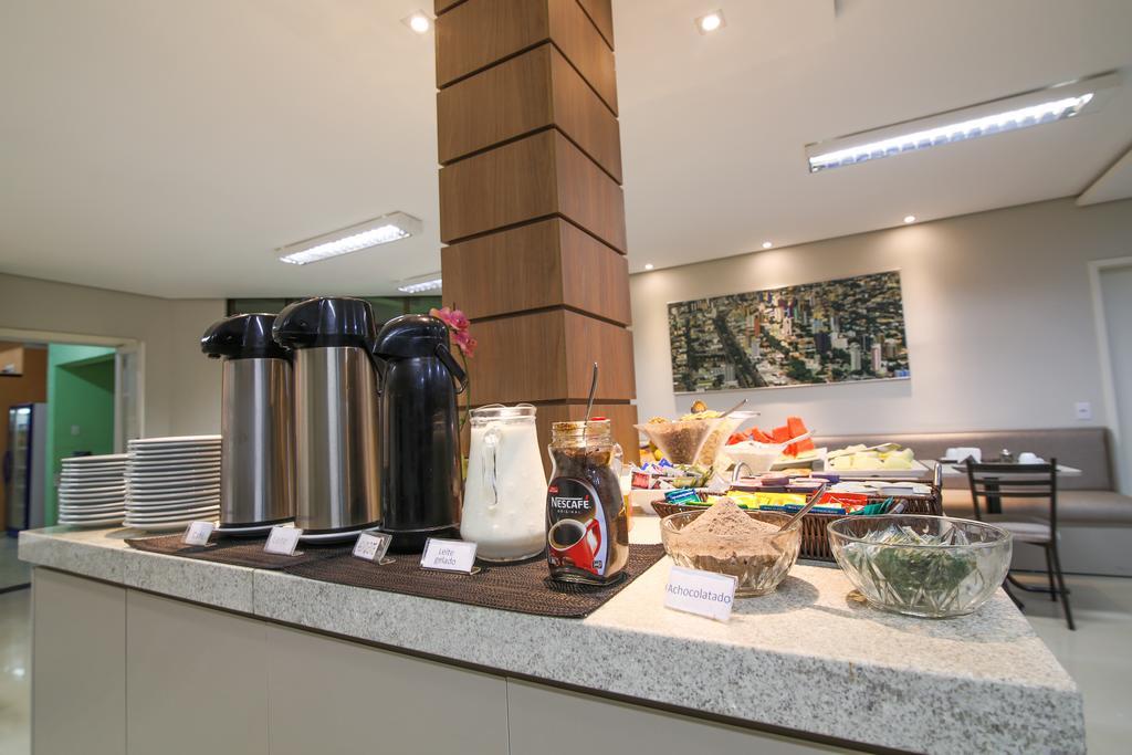 Hotel Trevo Cascavel Esterno foto